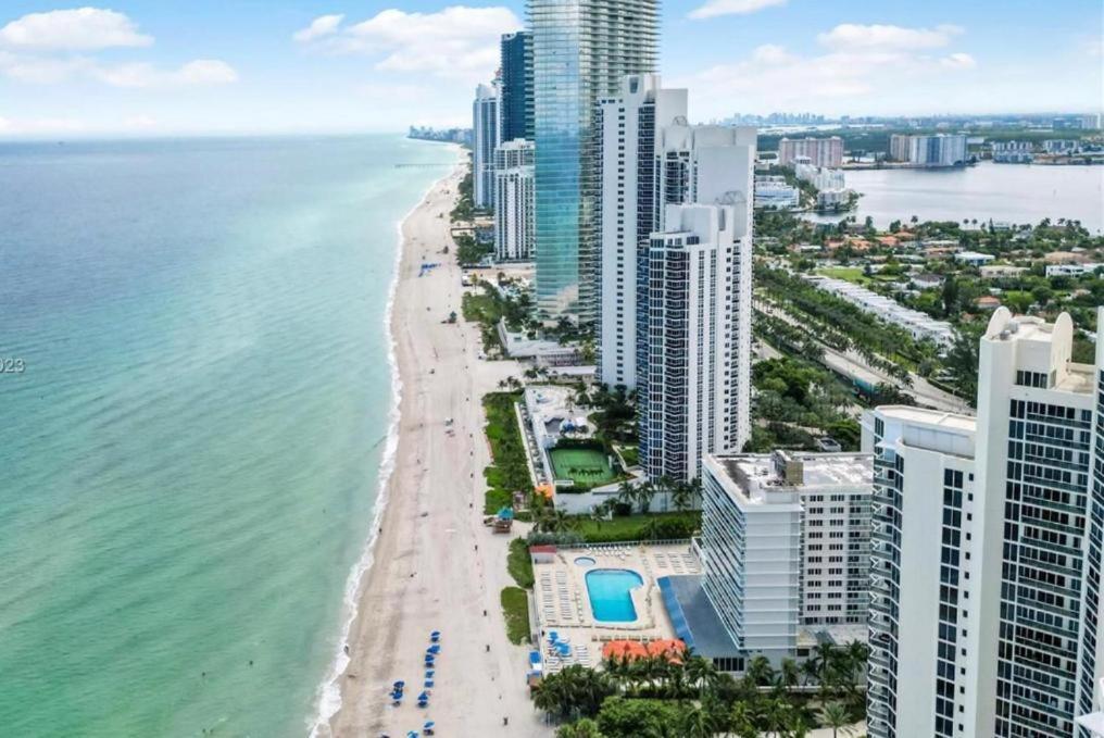 Oceanfront With Balcony Sunny Isles - Spectacular! Apartment Miami Beach Exterior photo